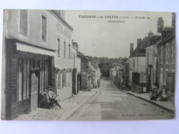 CPA (45) Loiret - OUZOUER SUR TREZEE -  Grande Rue - (descendante) - Ouzouer Sur Loire