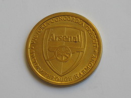 Médaille Anglaise - ARSENAL FC - Emirates  Stadium   **** EN ACHAT IMMEDIAT **** - Profesionales/De Sociedad