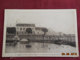 CPA - Ferme De Saint-Pol-sur-Mer - Vue D'ensemble De La Grande Ferme Et La Mare - Saint Pol Sur Mer