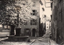 Saint Zacharie - Place De L ' Eglise - Saint-Zacharie