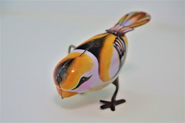Vintage TIN TOY : Maker UNKNOWN - Wind-up Sparrow Bird - 11 Cm - CHINA - 1960's - - Collectors & Unusuals - All Brands