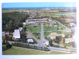 CPM (78) Yvelines - LA VERRIERE - L'Institut "Marcel Rivière" Et L'étang - La Verriere