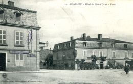 N°74103 -cpa Charlieu -hôtel Du Lion D'Or Et La Poster- - Charlieu