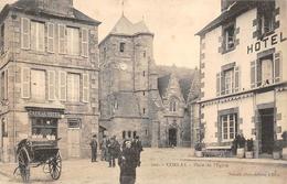 Corlay          22        Place De L'église. Hôtel           (voir Scan) - Sonstige & Ohne Zuordnung