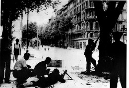 Reproduction De Photo De Guerre 39/45 - Résistantes à Paris - Oorlog, Militair