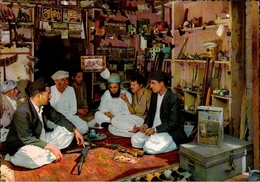 !  Postcard From Peshawar, Tribal Gun Shop, Pistolets, Militaria - Materiaal