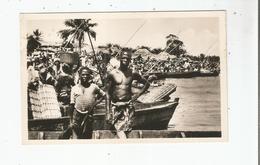COTONOU 11 CARTE PHOTO MARCHE LAGUNAIRE (BELLE ANIMATION AVEC PECHEURS ET PIROGUES) - Dahome