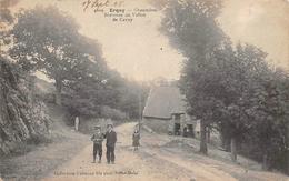 Erquy        22        Chaumière Bretonne Au Vallon De  Cavey      (voir Scan) - Erquy