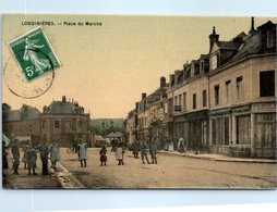 76 - LONDINIERES -- Place Du Marché - Londinières