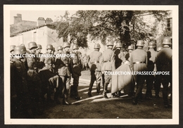 INEDIT SMARVES - OCCUPATION - MAIRIE - FUNERAILLES DE SOLDATS ALLEMANDS MORTS DURANT L' INVASION  DE 1940 CANTON VIVONNE - Smarves