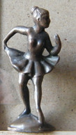 (SLDN°52) KINDER FERRERO, SOLDATINI IN METALLO BALLERINA - Metal Figurines