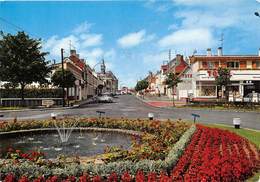 62-BERCK-PLAGE- ENTREE DE LA VILLE ET L'HÔTEL DE VILLE - Berck