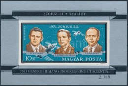 ** 1971 Szojus 11 - Szaljut Vágott Blokk (3.500) - Sonstige & Ohne Zuordnung