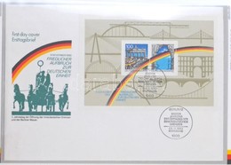 NSZK és Berlin Elsőnapi Lapok Sok Száz Darabos Gyűjteménye A 80-90-es évekből 8 Kisebb-nagyobb Levélberakóban, Hullámkar - Sonstige & Ohne Zuordnung