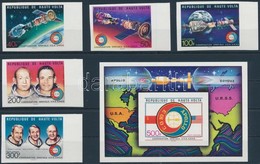 ** 1975 Űrkutatás, Apollo-Szojuz Program Vágott ívszéli Sor + Blokk,
Space Research, Apollo-Soyuz Program Imperforated M - Otros & Sin Clasificación