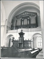 Balla Demeter (1931-2017): Templombelső, Pecséttel Jelzett Fotó, 24×18 Cm - Autres & Non Classés