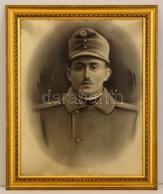 Cca 1910 Katona Portréja, Nyomat?, Díszes Fa Keretben, 48×37,5 Cm - Altri & Non Classificati