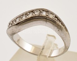 Ezüst(Ag) Hullámos Gyűrű, Kővel, Jelzett, Méret: 54, Bruttó: 4,4 G - Autres & Non Classés