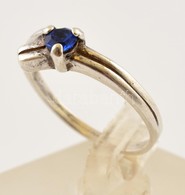 Ezüst(Ag) Gyűrű, Kék Kővel, Jelzett, Méret: 53, Bruttó:1,5 G - Autres & Non Classés
