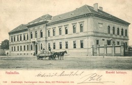 * T2/T3 1900 Szabadka, Subotica; Honvéd Laktanya, Szekér. Kiadja Nachbargauer János 7188. / K.u.K. Military Barracks, Ho - Zonder Classificatie