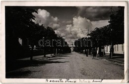 T2/T3 1942 Giurgiu, Gyurgyevó; Turnul Ceasornicului / Street View With Clock Tower. Photo (EK) - Non Classés