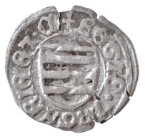 1429-1436. Denár Ag 'Zsigmond' (0,52g) T:2,2- Rep.  Hungary 1429-1436. Denar Ag 'Sigismund' (0,52g) C:XF,VF Crack
Huszár - Zonder Classificatie