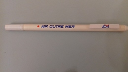 STYLO AIR OUTREMER - Stylos