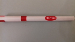 STYLO HENKEL COLLE ET ETANCHEITE - Stylos