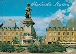 Charleville Mezieres La Statue De Charles De Gonzague 1993  CPM Ou CPSM - Charleville