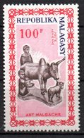 Col15 Madagascar 1964 PA Art Malgache N° 96  Neuf X MH Cote : 2,20€ - Madagascar (1960-...)