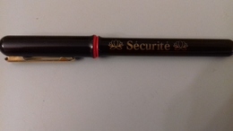 STYLO SECURITE - Stylos