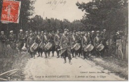 78 Camp De MAISONS-LAFITTE  L'Arrivée Au Camp , La Clique - Maisons-Laffitte