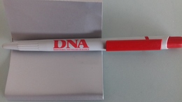 STYLO DNA GRIS ET ROUGE - Stylos
