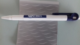 STYLO NOVEMAIL BLANC ET BLEU - Stylos