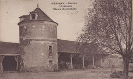 Perigny : Intérieur Vieux Colombier - Perigny