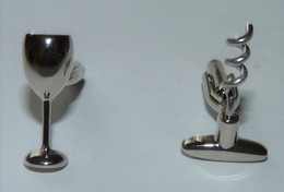 BELLE PAIRE DE BOUTONS DE MANCHETTE ARGENTE  VIN COUPE ET TIRE BOUCHON ETAT NEUF - Cuff Links & Studs