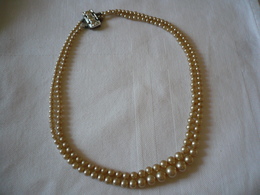 Doppel-Reihige Perlenkette (772) Preis Reduziert - Colliers/Chaînes
