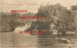 ☺♦♦ GUINEE - LES GRANDES CHUTES < LA FONTAINE < N° 699 Edition A. James - Guinée Française