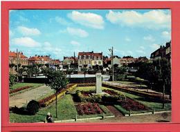 COUDEKERQUE BRANCHE 1970 PLACE DE LA REPUBLIQUE CARTE EN TRES BON ETAT - Coudekerque Branche