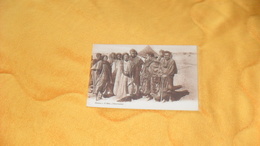 CARTE POSTALE ANCIENNE NON CIRCULEE DATE ?.. / MAURES A M'BOUT MAURITANIE.. - Mauritania