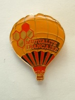 PIN'S MONTGOLFIERE - MUTUALITE FRANCAISE - Montgolfières