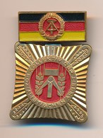 DDR Medaille "Kollektiv Der Sozialistischen Arbeit - In Roter Pappschachtel - GDR