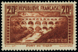 Neuf Sans Charnière N°262. 20f Pont Du Gard, Infime Adhérence. T.B. - Other & Unclassified