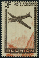 Neuf Sans Charnière N° 3, Avion En Vol, Brun Et Rouge, Valeur Faciale Absente Et Belle Variété : Centre Très Déplacé Ver - Other & Unclassified