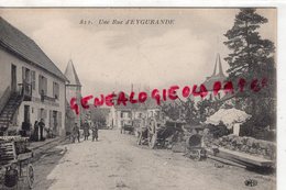 19- EYGURANDE  - UNE RUE - L' AVENUE DE LA GARE BOURRAND A GAUCHE - CORREZE - Eygurande