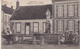 DIXMONT : Fontaine Saint - Gervais . ( Militaire Et Enfants ) . - Dixmont
