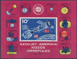 ** 1975 Szovjet-amerikai Közös űrrepülés Vágott Blokk (4.500) - Sonstige & Ohne Zuordnung