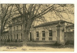 Carte Postale Ancienne Eyguières - Groupe Scolaire - Ecoles - Eyguieres