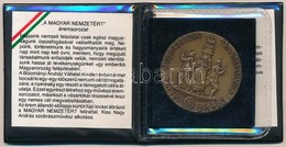 Kiss Nagy András (1930-1997) 1989. 'Az Erdélyi Menekültekért' Br Emlékérem Műbőr Tokban Tanúsítvánnyal (42,5mm) T:1 - Unclassified