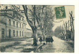 Carte Postale Ancienne Eyguières - Avenue De La Gare. Ecole Laïque - Eyguieres